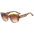 Gafas de sol de ojo de gato con montura de carey y detalles de anillos dorados - Marco de Leopardo Lentes Degradadas Té