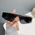 Lunettes de soleil shield sans monture avec double rangée de strass et verres dégradés - Monture Noire Verres Noir Gris