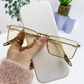 Fashionable rectangle sunglasses with thin gold metal frame and light yellow lenses - Gold Frame Light Tea Lens