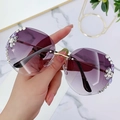 Fashionable rimless sunglasses with purple gradient lenses and sparkling rhinestone accents - Gold Frame Gradient Grey