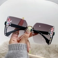 Modische randlose Sonnenbrille mit lila Farbverlauf und luxuriösem Strassbesatz - Grüner Rahmen Grau Rosa Farbverlauf