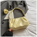Borsa a nuvola arricciata giallo chiaro con manico intrecciato e ecopelle lucida - Senza Ciondolo / Giallo