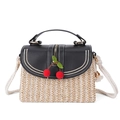 Bolso de paja tejida con asas de cuero negro y dijes de cerezas rojas para las vacaciones - Negro