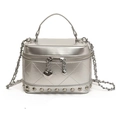 Mini borsa a secchiello trapuntata argento metallizzato con catena e borchie sul fondo - Argento