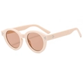 Retro ovale Sonnenbrille in Beige mit braunen Gläsern und silbernen Nieten-Details - Cremeweißer Rahmen Champagner Glas