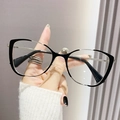 Retro cat-eye metal frame glasses with black and silver contrast for a stylish look - Black and Silver