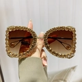 Gafas de sol cat-eye de gran tamaño con diamantes champagne y cristales degradados - Montura Dorada Lente Marrón