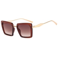 Fashionable square metal sunglasses with brown gradient lenses and gold temples - Transparent Tea Frame Tea Lens