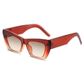Lunettes de soleil œil-de-chat carrées tendance avec monture dégradée orange et verres - Monture Dégradé Thé Verres Thé