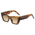 Occhiali da sole squadrati cat-eye con montatura tartarugata e lenti marroni sfumate - Montatura Leopardata / Lenti Tè