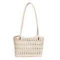 Borsa tote beige traforata con trama litchi e fibbie in metallo argentato su bianco - Bianco