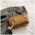 Sac fourre-tout marron brillant au design plissé avec coutures croisées sur les anses - Sans Pendentif / Marron