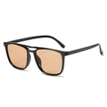 Lunettes aviateur carrées noires modernes avec verres orange dégradés sur fond blanc - Monture Noire Verres Thé