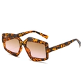 Modieuze geometrische oversized zonnebril met schildpadmotief en bruine glazen - Luipaard Frame Bruin Roze Lenzen