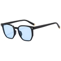 Lunettes de soleil carrées rétro avec monture noire, verres bleu clair et détails dorés - Monture Noire Verres Bleus