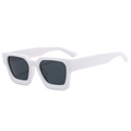 Minimalistische quadratische Sonnenbrille mit weißem Rahmen und dunklen Gläsern - Weißer Rahmen Graue Gläser