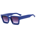 Occhiali da sole quadrati con montatura blu spessa e lenti viola sfumate - Montatura Blu Lenti Grigio Sfumato