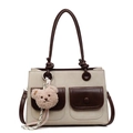 Elegante borsa tote in pelle beige e marrone a contrasto con un simpatico orsetto rosa - Con Ciondolo / Bianco Sporco