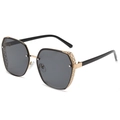 Lunettes de soleil géométriques en métal doré avec branches évidées à motif maille tressée - Monture Dorée Verres Gris