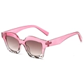 Occhiali da sole geometrici rosa traslucido con lenti marroni sfumate e design all'avanguardia - Montatura Tartarugata Rosa Lenti Tè