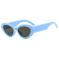 Lunettes de soleil ovales bleues avec monture en cœur et étoiles dorées sur les côtés - Monture Bleue Verres Gris