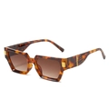 Fashion square tortoise shell sunglasses with brown gradient lenses and gold accents - Leopard Frame / Tea Lens