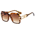 Fashionable square tortoise shell sunglasses with hollow gold metal temples and brown lenses - Leopard Frame / Tea Lens