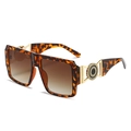 Fashion square oversized tortoiseshell sunglasses with gradient lenses and gold metal accents - Leopard Frame Gradient Brown Lens