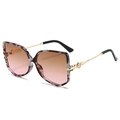 Fashionable butterfly frame sunglasses with leopard print finish and gradient lenses - Grain Frame Tea Pink Lens