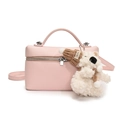 Borsa a tracolla rosa trama litchi con ciondolo a orsetto e manico superiore - Rosa senza ciondolo