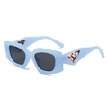 Fashionable light blue rectangular sunglasses with marble texture triangle detail - Blue Frame Grey Lens