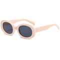 Gafas de sol ovaladas retro con montura beige, lentes oscuras y triples remaches metálicos - Montura Blanco Crema Lentes Grises
