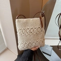 Handmade woven crossbody bag in beige cotton rope with brown shoulder strap - Off White