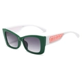 Lunettes de soleil cat-eye carrées avec monture vert foncé et branches blanches ornées - Monture Verte Branche Blanche Lentille Grise