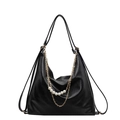 Bolso negro de gran capacidad en piel sintética con cadena de perlas y correas versátiles - Negro
