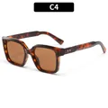 Y2K Quadrat-Sonnenbrille mit braunem Schildpatt-Muster und goldenen Bügel-Details - Schildpatt Rahmen Teefarbene Gläser