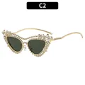 Lunettes de soleil papillon de luxe dorées avec strass étincelants et fleurs - Monture Dorée Verres Verts (C2)