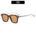 Lunettes de soleil rétro carrées, monture ambre translucide et branches en métal gravé - C5-Monture Thé Verres Thé