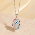 Collier main de Fatma argentée avec oxydes de zirconium colorés et pendentif œil - Style Argenté Main de Fatma Œil Bleu Zircone Multicolore (BXL0342-70)