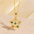 Collier étoile dorée avec zircons multicolores sur fond de satin élégant - Style Pentagramme Ajouré Doré en Zircone Multicolore (BXL0342-91)