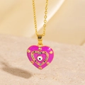 Collier en émail rose en forme de cœur avec œil maléfique et zircons colorés dorés - Style Cœur en Émail Rose Vif Zircone Multicolore (BXL0342-117)