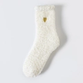 Calze bianche in pile corallo con ricamo a cuore dorato per calore invernale e comfort - Taglia unica / Bianco Crema