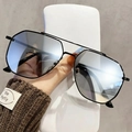 Retro pilot sunglasses with black metal frame and stylish grey gradient lenses - Black Frame Silver Mirror