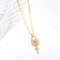 Collana in titanio placcata oro 18 carati con ciondolo a lucchetto e chiave con cristalli - Placcato in Oro Vero 18K