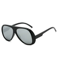 Occhiali da sole neri oversize con lenti a specchio argento e stile aviatore minimalista - Occhiali da sole / Montatura Nera Lenti a Specchio Argento