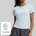 T-shirt de yoga ajusté bleu nuage à manches raglan et col rond pour femmes - S / Bleu Nuage