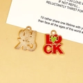 Pendentif LUCK en émail rouge avec trèfle pour la création de bijoux de la Saint-Patrick - 34 LUCK Rouge (C)