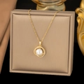 Collier minimaliste en or avec pendentif perle luxueux et anneaux sertis de zircons - Style Étoile Gardienne / Or