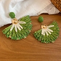 Bohemian grüne und weiße Bast-Fächerohrringe mit Goldmitte für den Sommerurlaub - 54# Raffia Gewebter Fächerformstil / Grün Gold Weiß