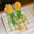 Pendientes largos de estilo vintage con rosas naranjas y cuentas verdes - Estilo 8 (Poste Plata)